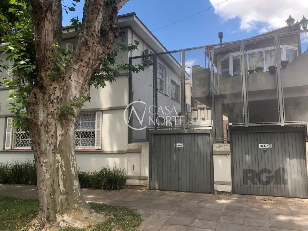 Sobrado à venda com 6 quartos, 257m², 3 vagas, Avenida Viena no bairro São Geraldo em Porto Alegre