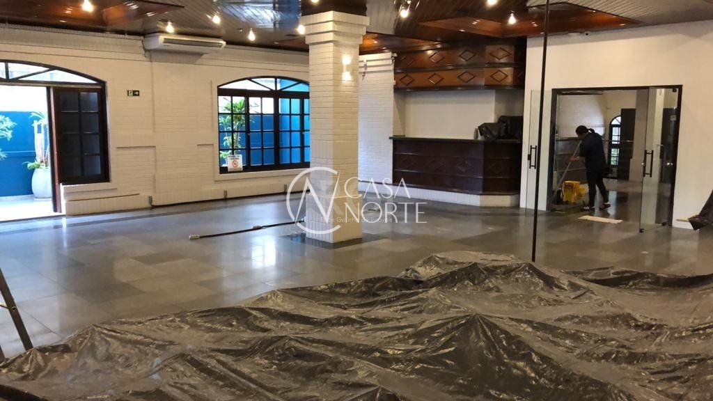 Prédio Comercial à venda , 1300m², 18 vagas, Rua José de Alencar no bairro Menino Deus em Porto Alegre