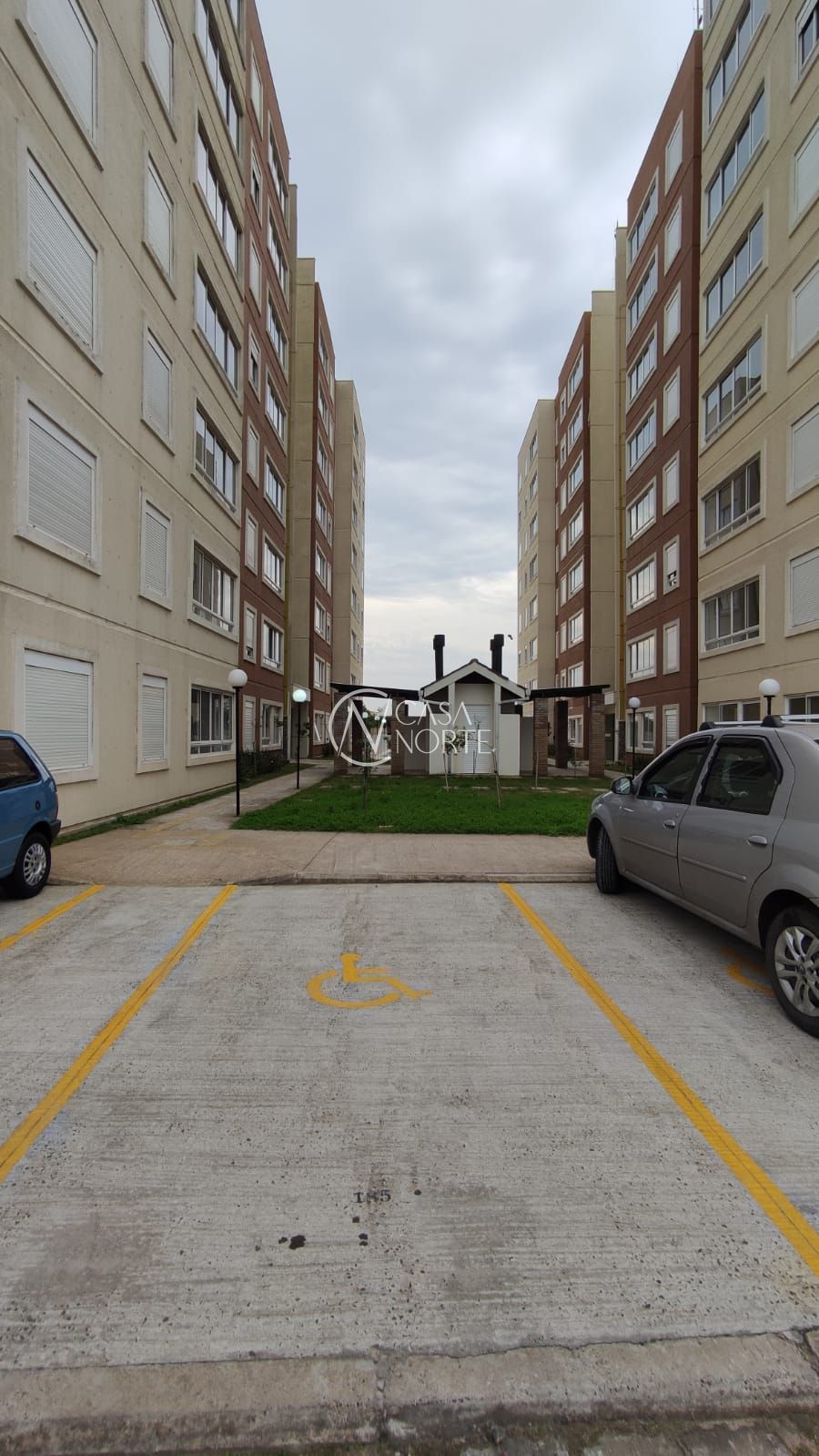 Apartamento à venda com 1 quarto, 42m², 1 vaga, Avenida João Ferreira Jardim no bairro Parque Santa Fé em Porto Alegre