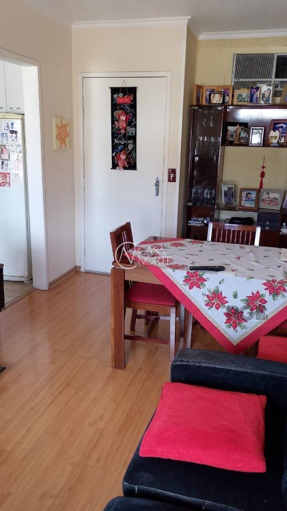 Apartamento à venda com 2 quartos, 63m², 1 vaga, Avenida Engenheiro Francisco Rodolfo Simch no bairro Sarandi em Porto Alegre