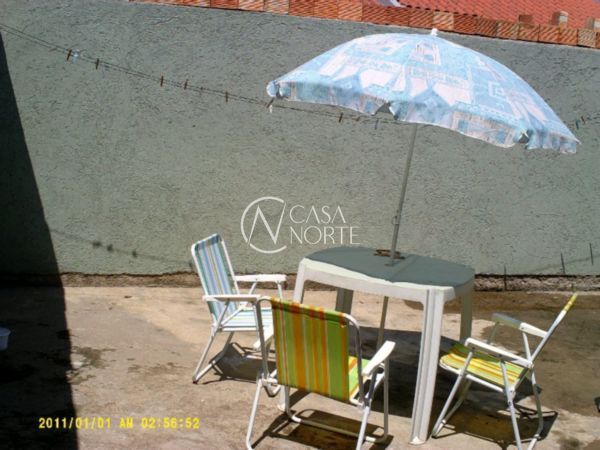 Casa à venda com 3 quartos, 62m², Rua Irmao Mainar Longhi no bairro Hípica em Porto Alegre