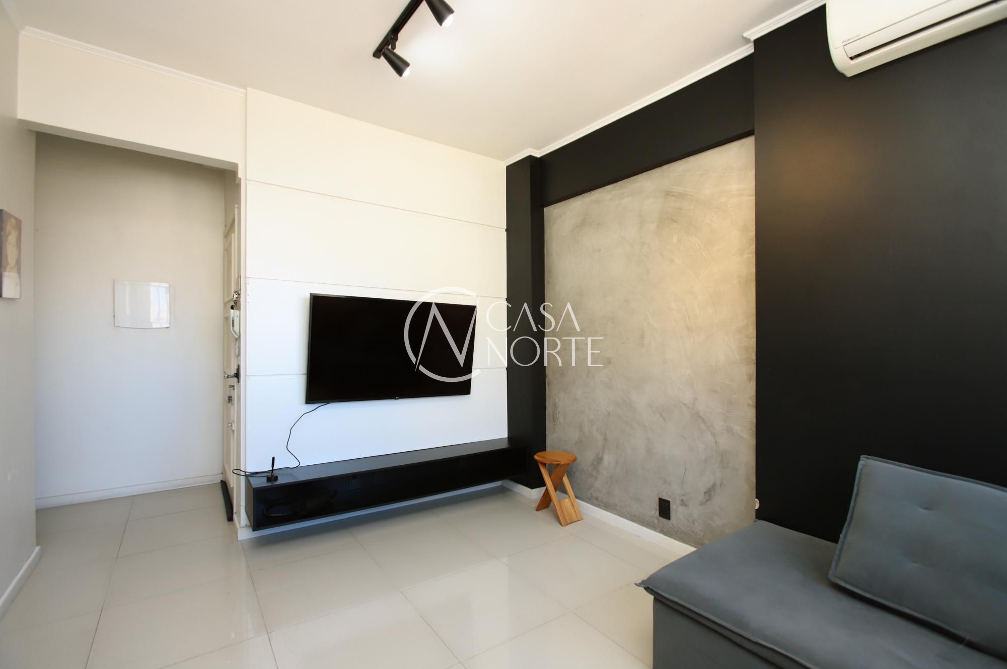 Apartamento à venda com 2 quartos, 63m², 1 suíte, 1 vaga, Rua Duque de Caxias no bairro Centro Histórico em Porto Alegre