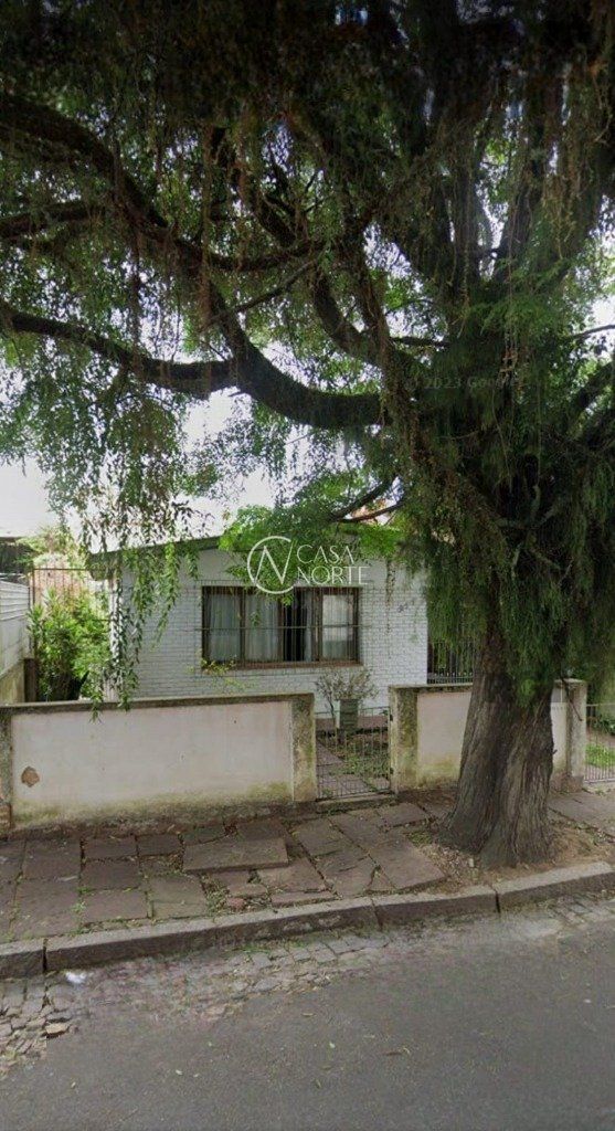 Terreno à venda  com 270m², Rua Afonso Rodrigues no bairro Jardim Botânico em Porto Alegre