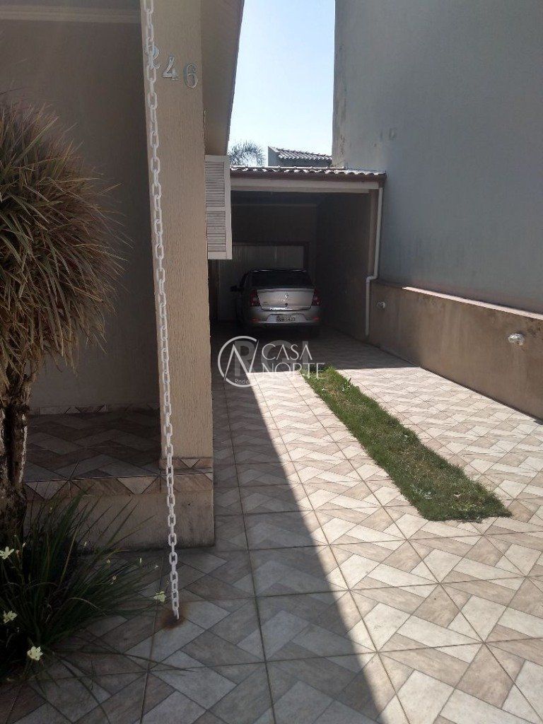 Casa à venda com 3 quartos, 200m², 2 suítes, 4 vagas, Rua Conselheiro Brusque no bairro Jardim Itu em Porto Alegre