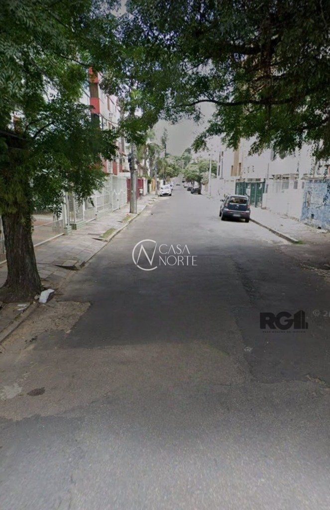 Terreno à venda  com 275m², Rua Afonso Rodrigues no bairro Jardim Botânico em Porto Alegre