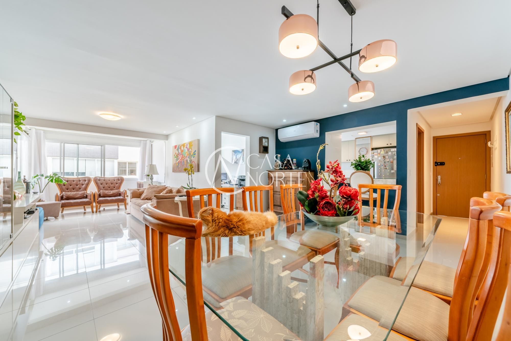 Apartamento à venda com 3 quartos, 134m², 2 suítes, 4 vagas, Rua Araruama no bairro Vila Jardim em Porto Alegre