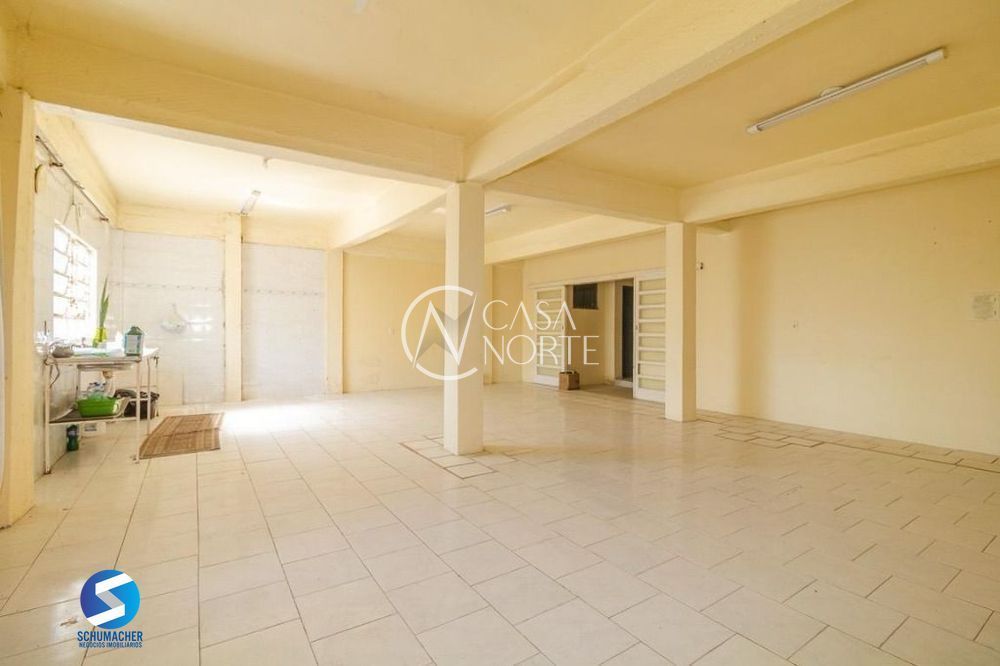 Casa à venda com 5 quartos, 280m², 1 vaga, Rua Rafael Clark no bairro Partenon em Porto Alegre