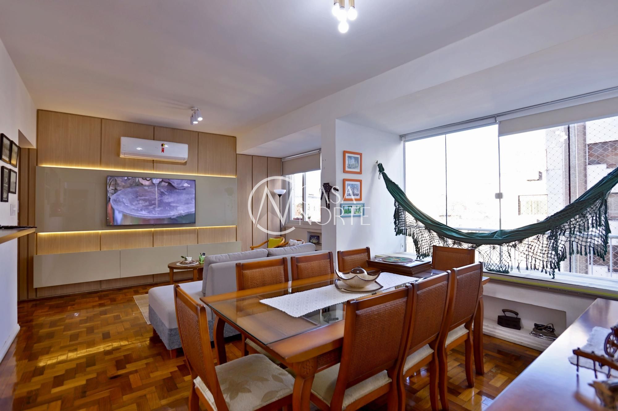 Apartamento à venda com 3 quartos, 121m², 1 suíte, Avenida Independência no bairro Independência em Porto Alegre