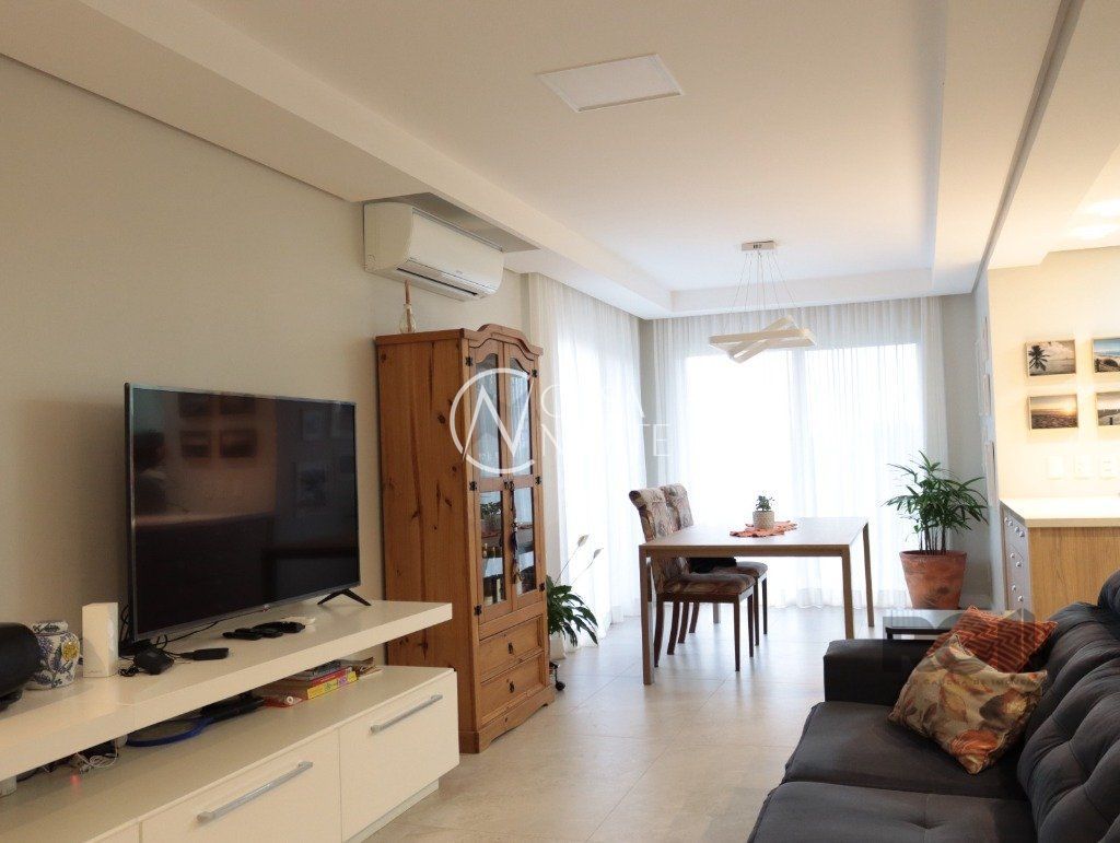 Casa de Condomínio à venda com 3 quartos, 168m², 2 suítes, 2 vagas, Rua Madre Clara no bairro Mário Quintana em Porto Alegre