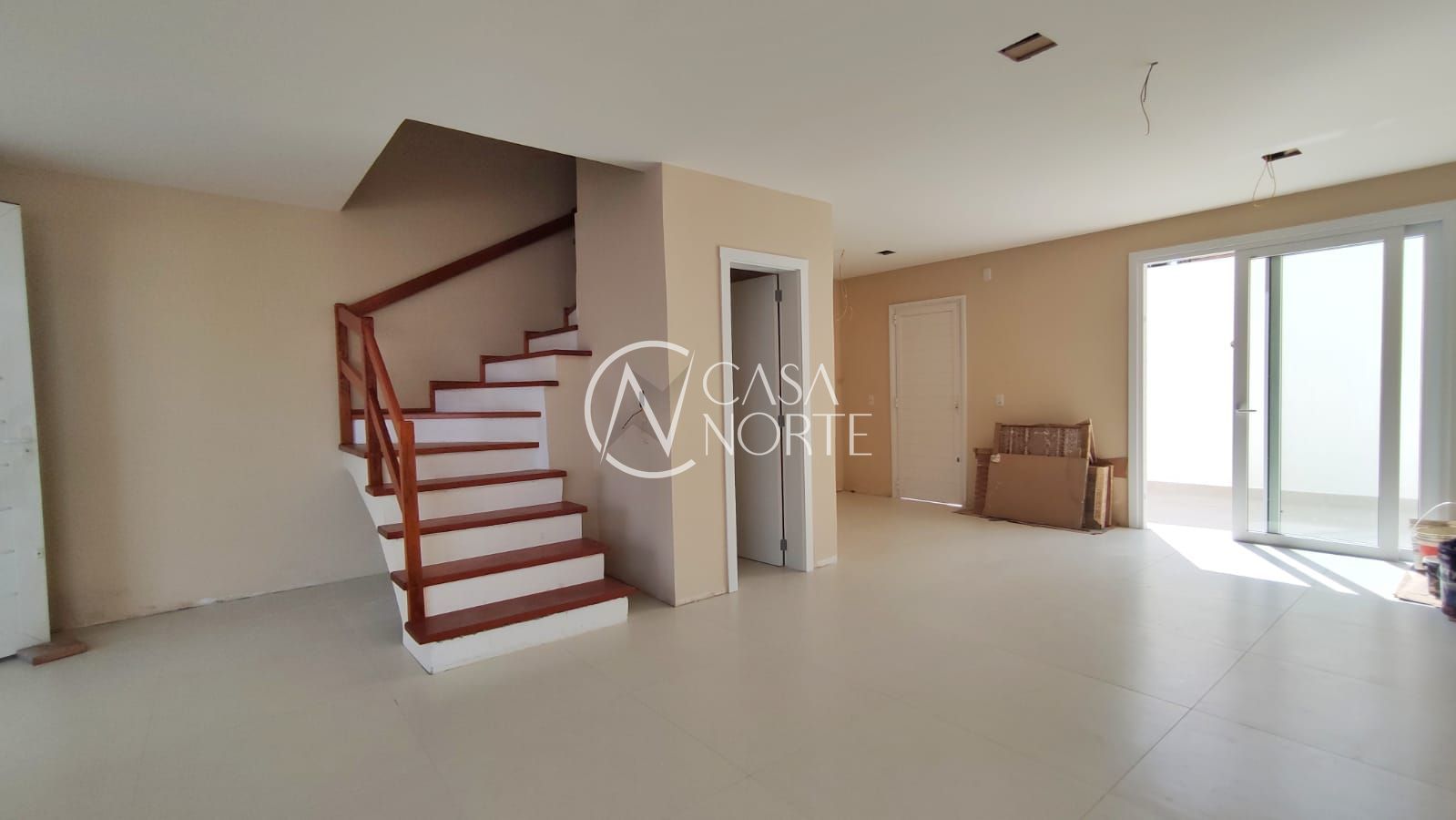 Sobrado à venda com 3 quartos, 105m², 1 suíte, 2 vagas, Rua Ernesto Pellanda no bairro Vila Jardim em Porto Alegre