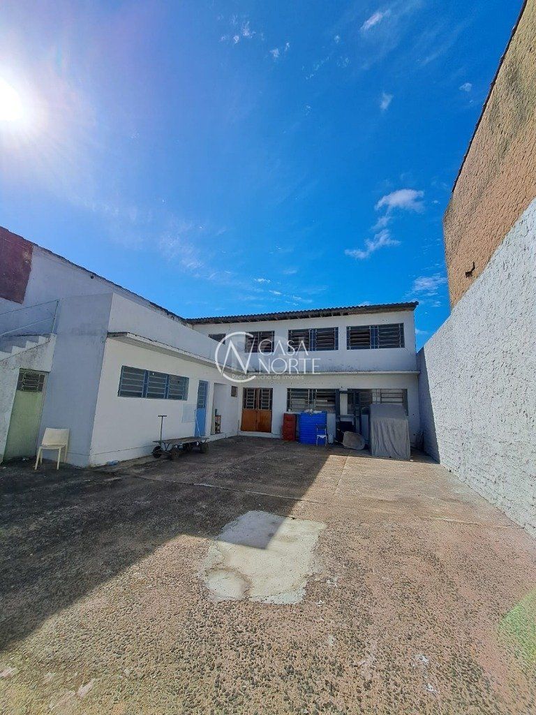 Casa Comercial à venda , 386m², 3 vagas, Rua Conselheiro Travassos no bairro São Geraldo em Porto Alegre
