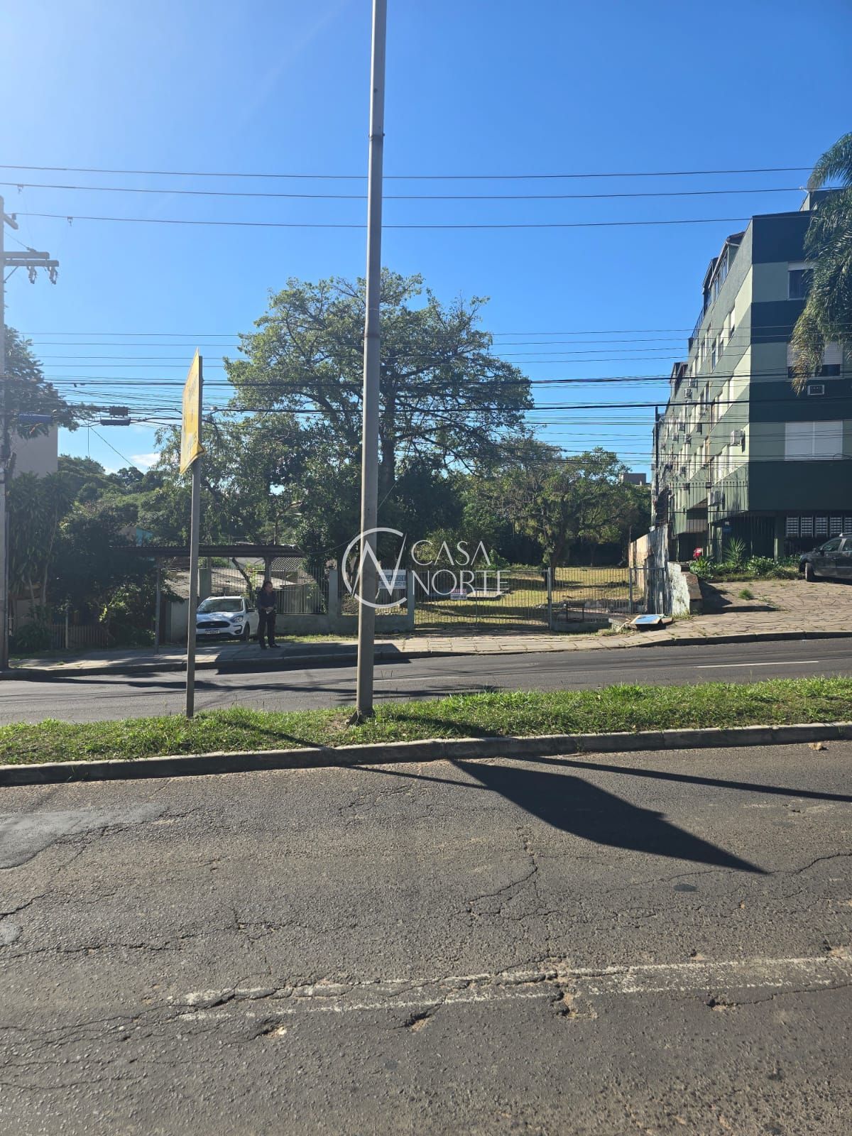Terreno à venda  com 1440m², Rua Doutor Campos Velho no bairro Cristal em Porto Alegre