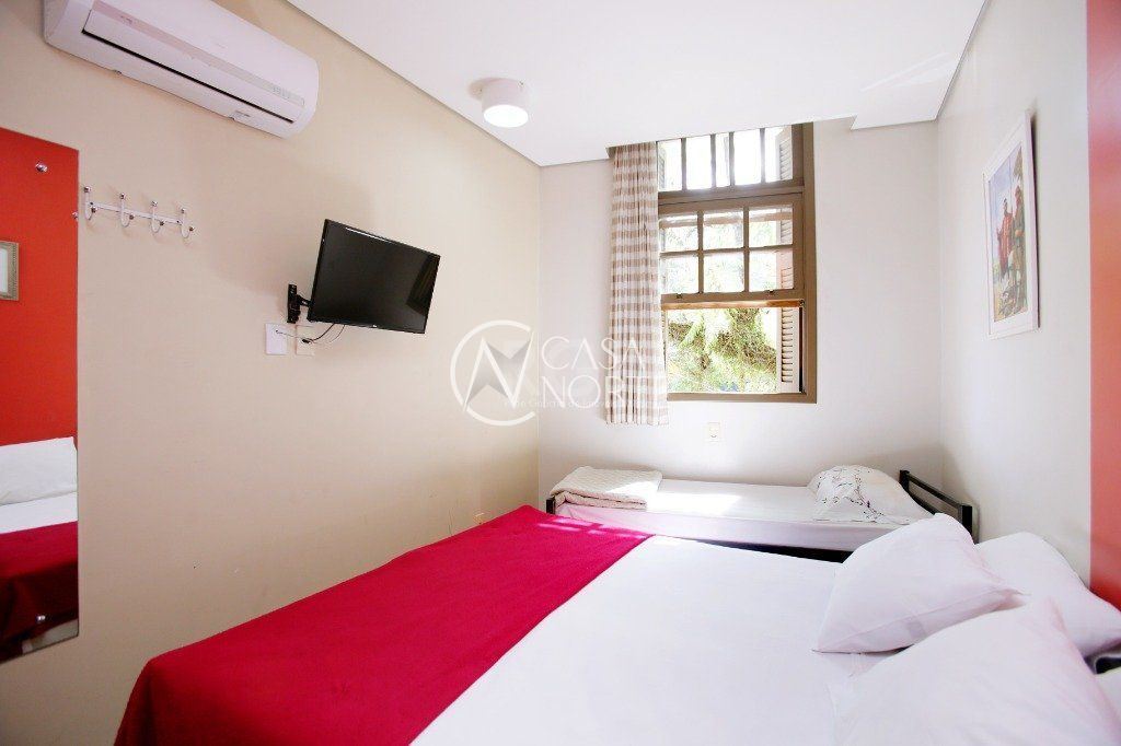 Hotel à venda , 360m², Rua São Carlos no bairro Floresta em Porto Alegre