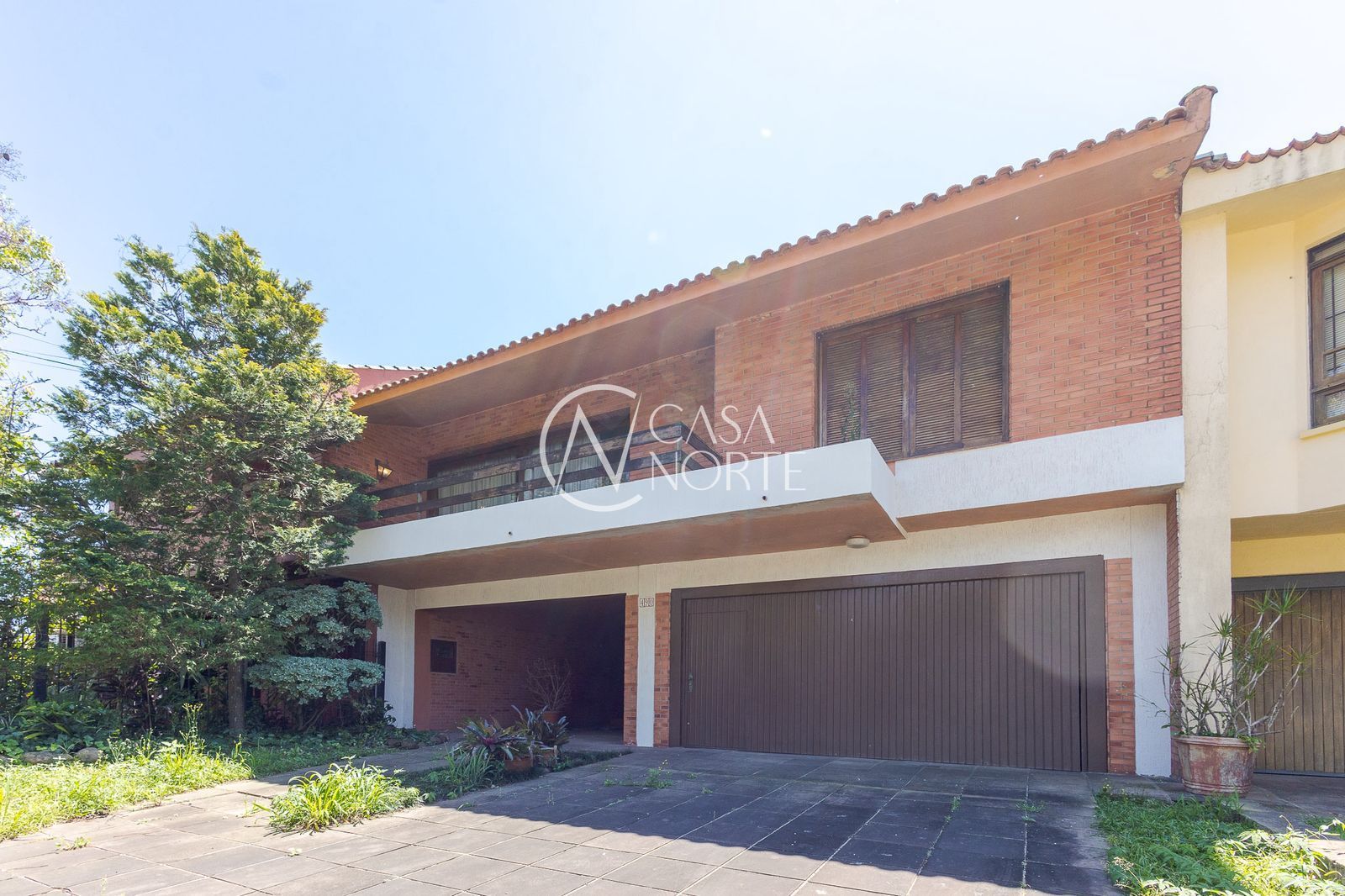 Casa à venda com 4 quartos, 460m², 2 suítes, 4 vagas, Avenida Cai no bairro Cristal em Porto Alegre