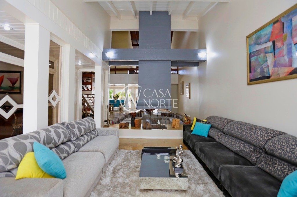 Casa à venda com 5 quartos, 598m², 4 suítes, 4 vagas, Avenida Saul Nonnenmacher no bairro Ipanema em Porto Alegre