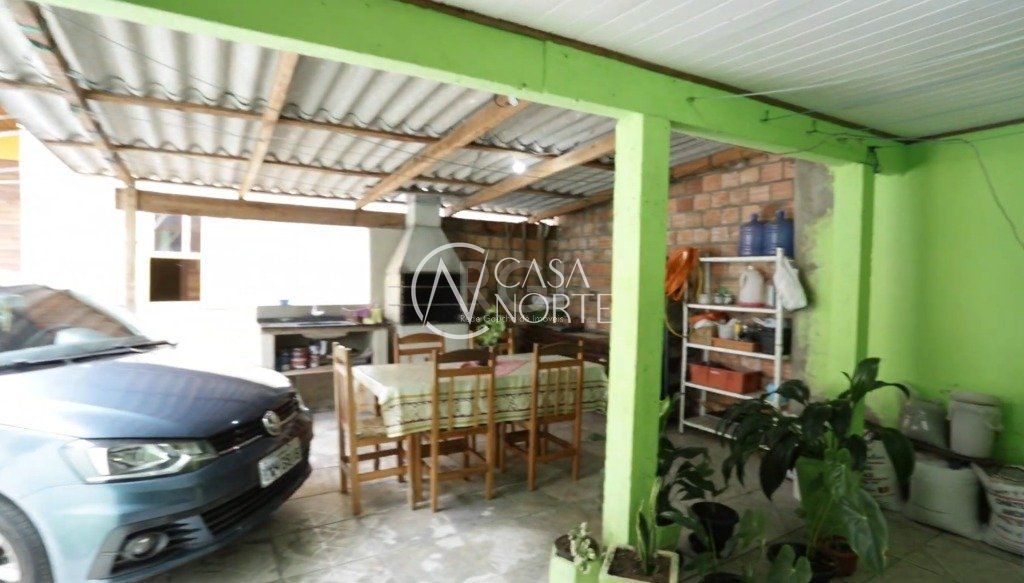 Casa à venda com 3 quartos, 180m², 1 suíte, 3 vagas, Rua Igapo no bairro Sarandi em Porto Alegre