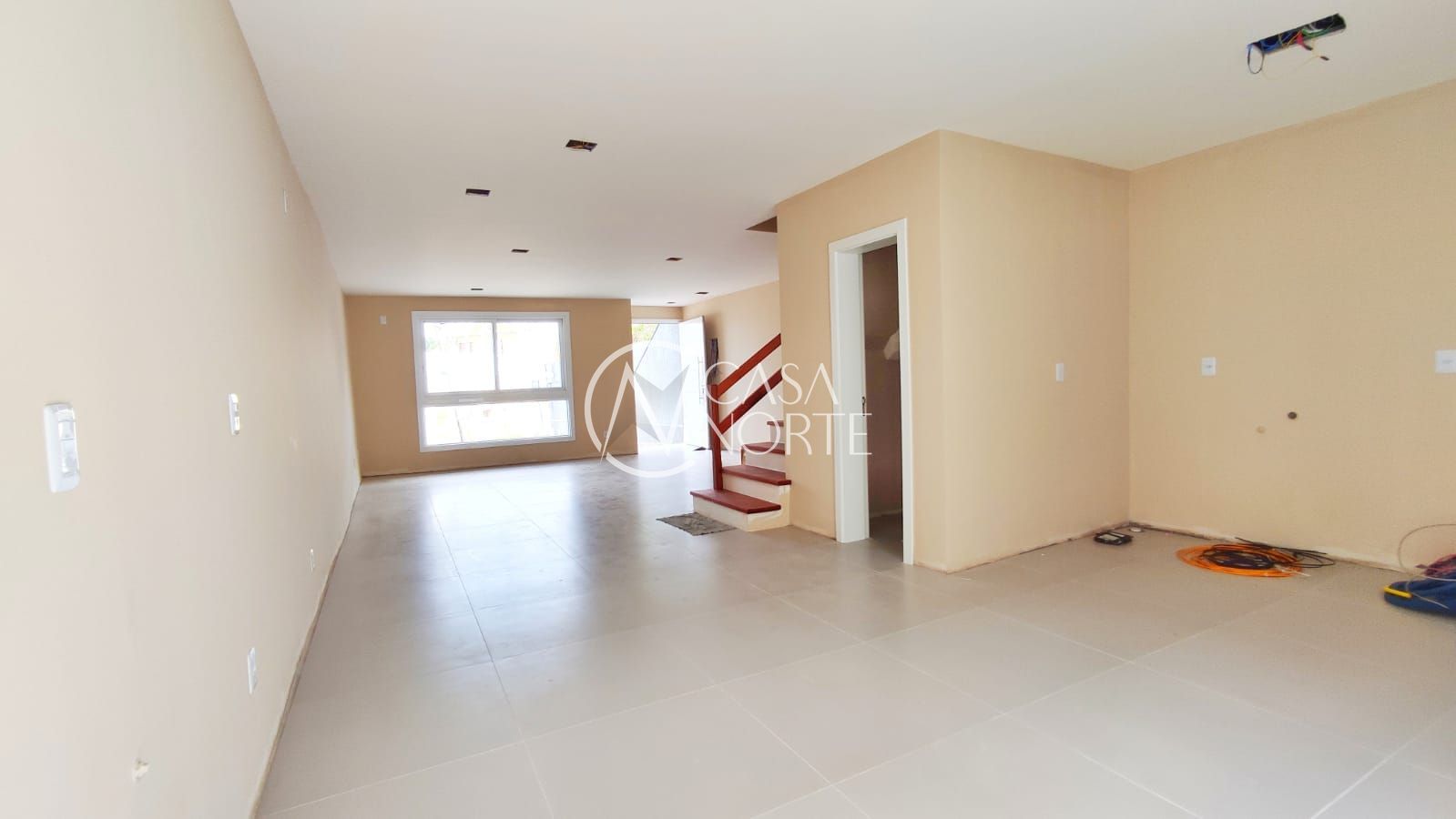 Sobrado à venda com 3 quartos, 81m², 1 suíte, 2 vagas, Rua Ernesto Pellanda no bairro Vila Jardim em Porto Alegre