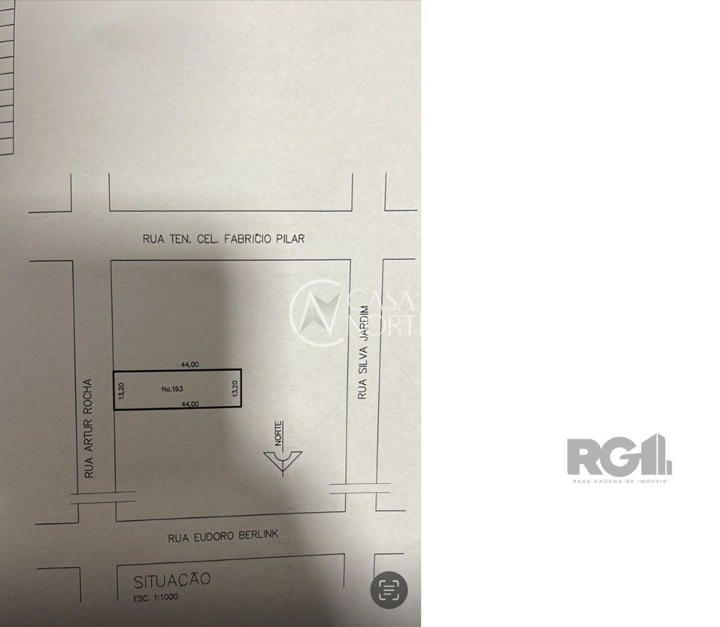 Terreno à venda  com 580m², Rua Artur Rocha no bairro Auxiliadora em Porto Alegre