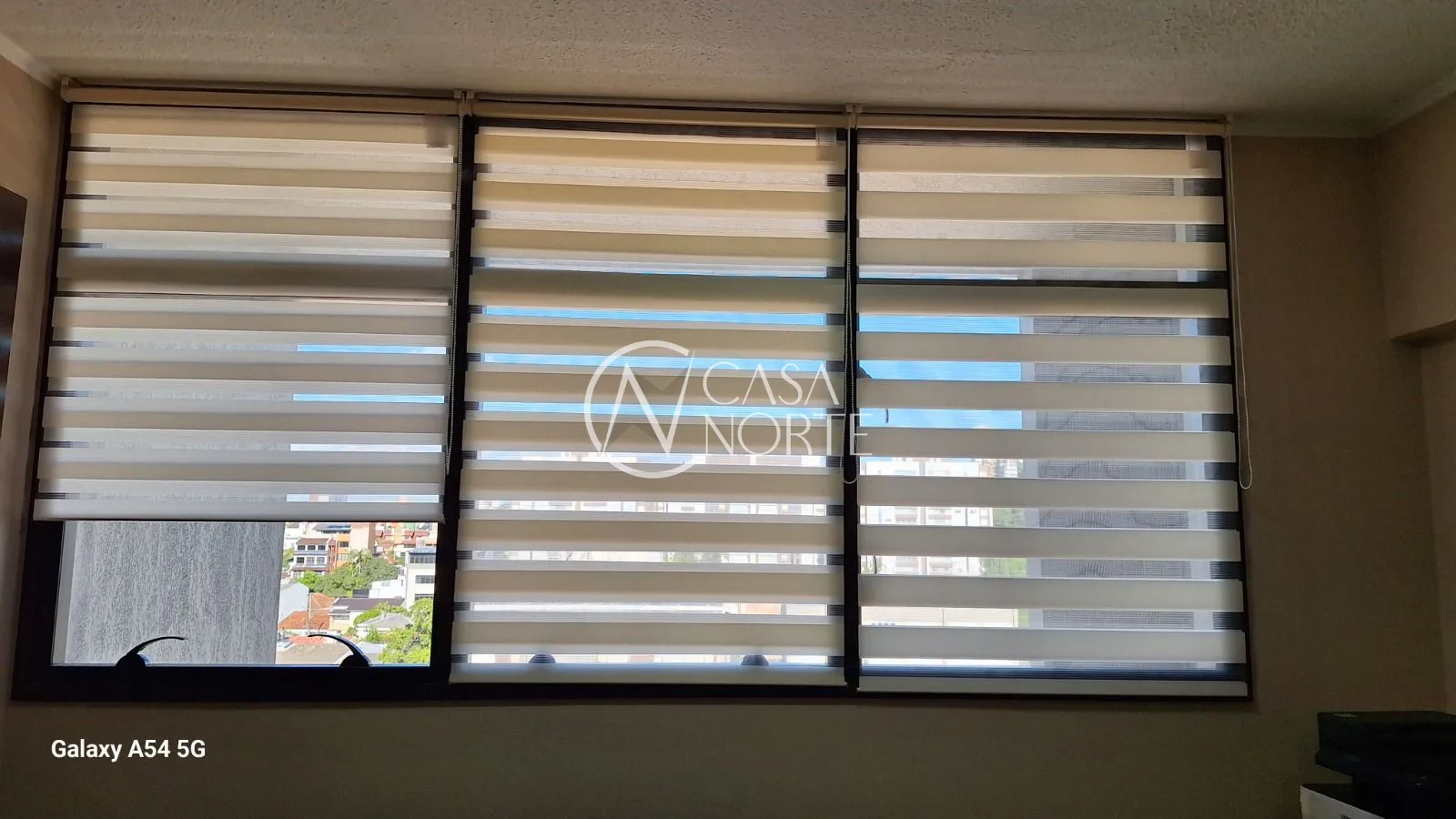 Sala Comercial à venda com 1 quarto, 44m², 1 vaga, Avenida Padre Cacique no bairro Praia de Belas em Porto Alegre