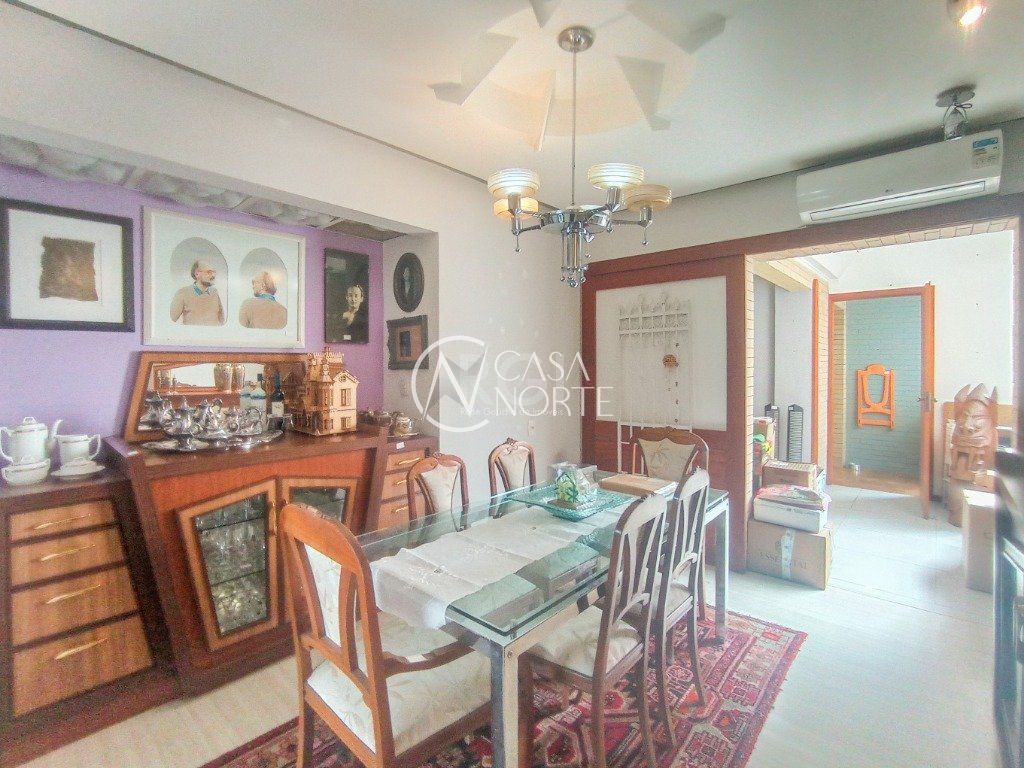 Apartamento à venda com 2 quartos, 125m², Avenida Borges de Medeiros no bairro Centro Histórico em Porto Alegre