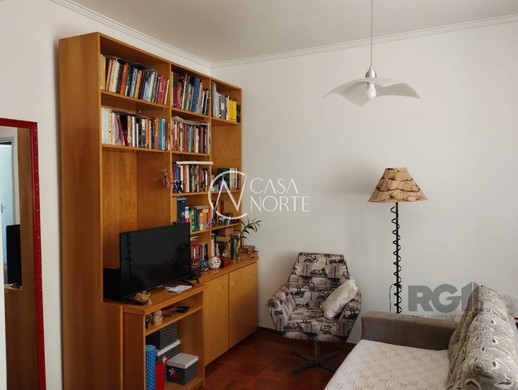 Apartamento à venda com 2 quartos, 67m², Avenida Cristóvão Colombo no bairro Floresta em Porto Alegre