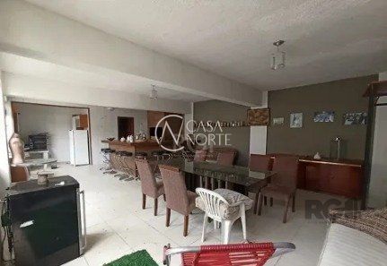 Casa à venda com 6 quartos, 400m², 5 vagas, Rua Alves Torres no bairro Teresópolis em Porto Alegre