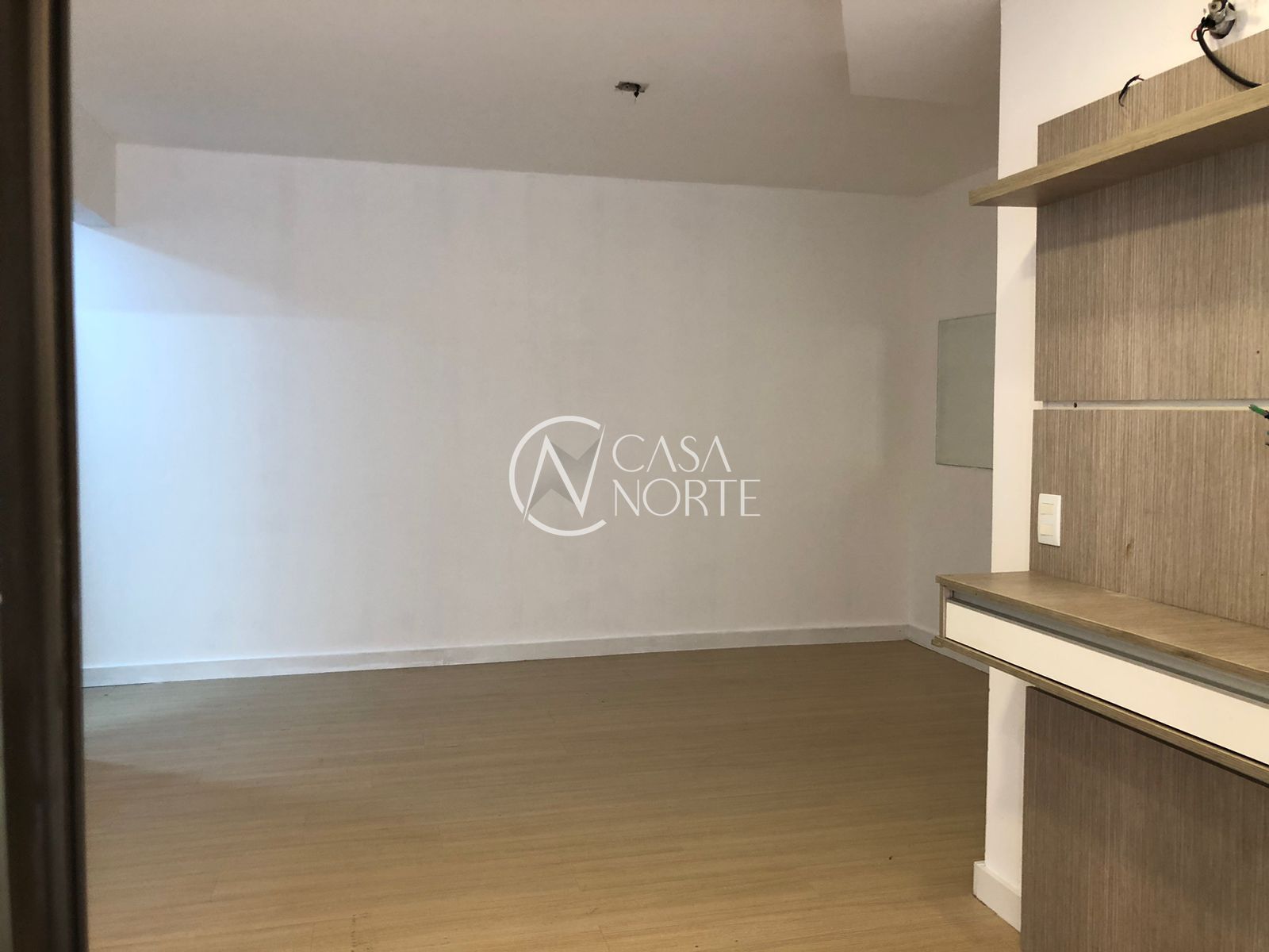 Apartamento à venda com 3 quartos, 105m², 1 suíte, 1 vaga, Rua Costa no bairro Menino Deus em Porto Alegre