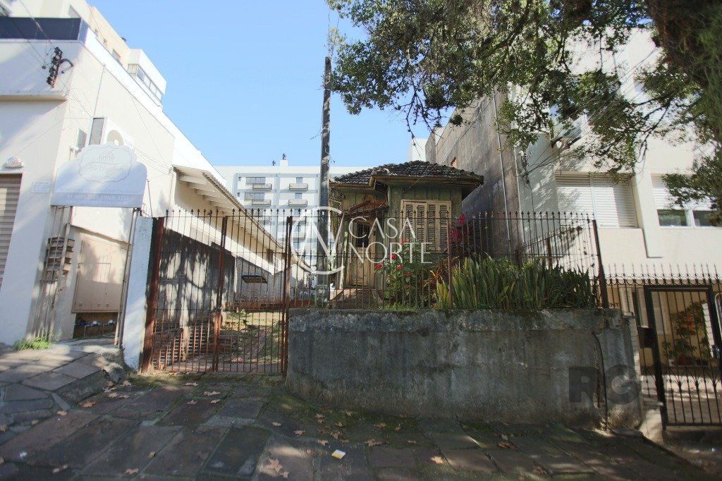 Terreno à venda  com 326m², Avenida Mariland no bairro São João em Porto Alegre