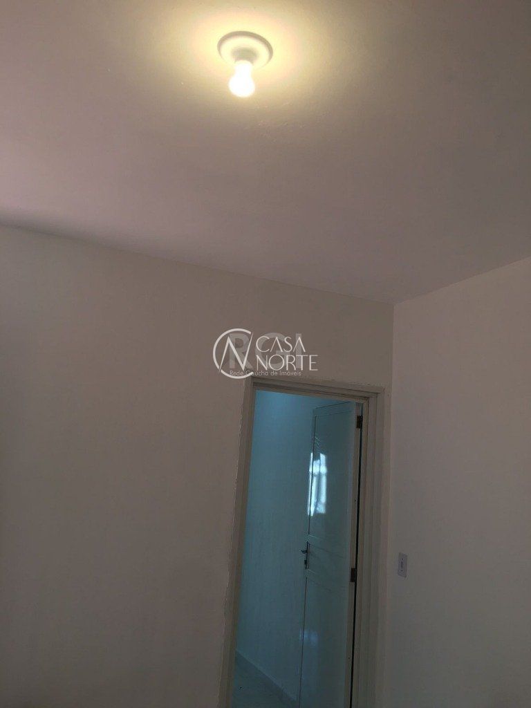 Casa à venda com 1 quarto, 70m², Avenida Pernambuco no bairro Floresta em Porto Alegre