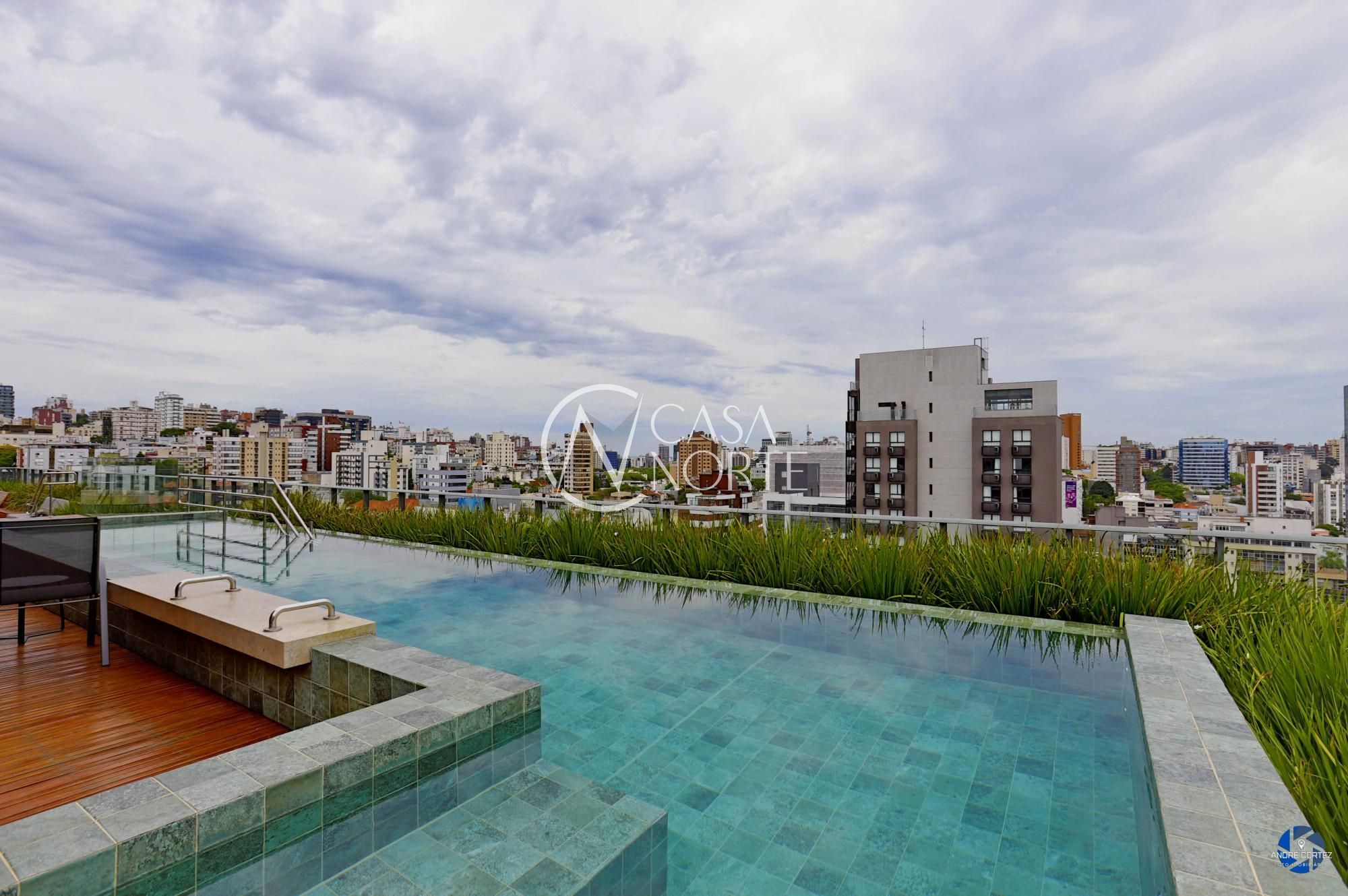 Apartamento à venda com 1 quarto, 24m², Rua Vinte e Quatro de Outubro no bairro Moinhos de Vento em Porto Alegre