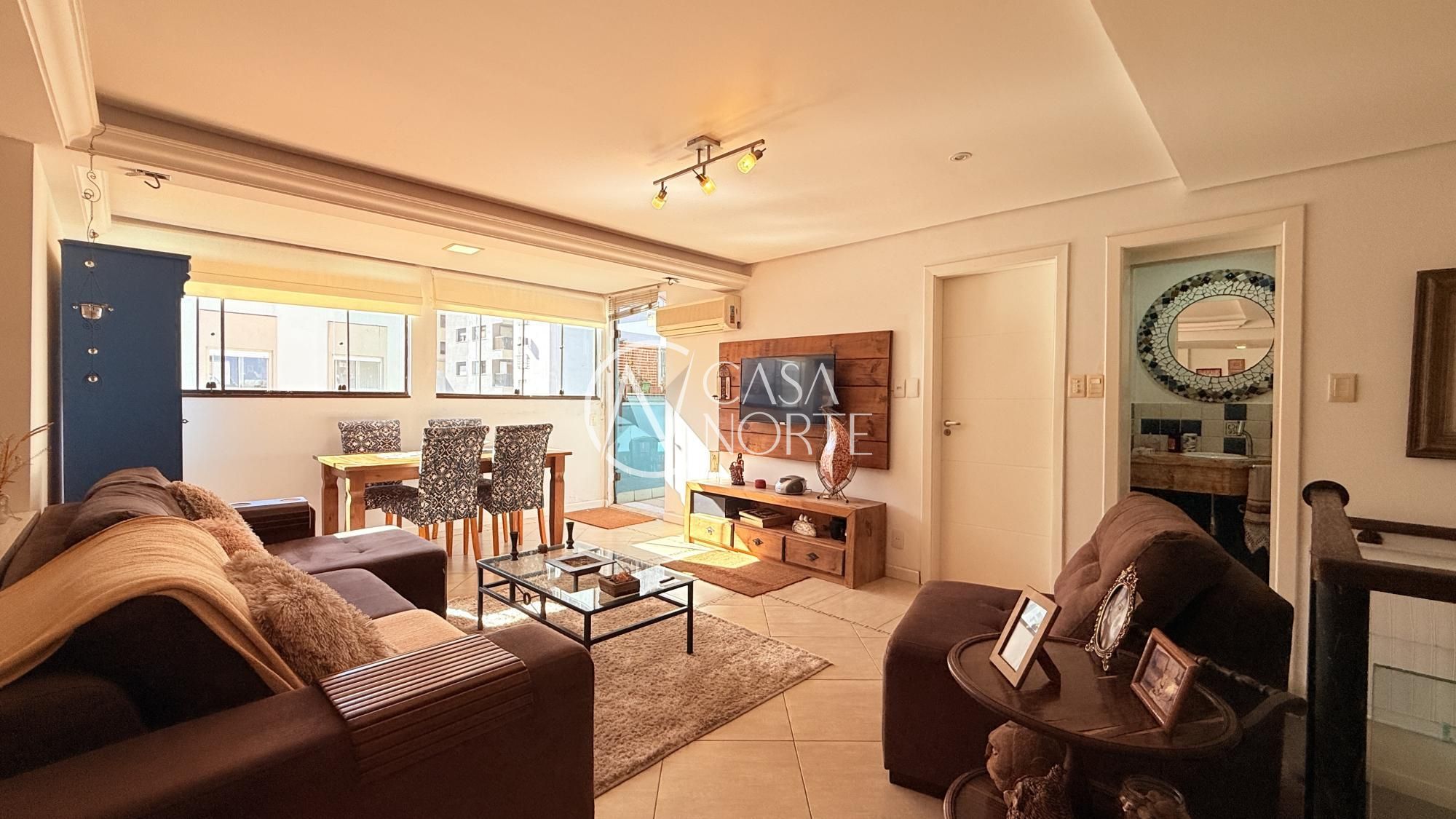 Cobertura à venda com 3 quartos, 177m², 2 suítes, 1 vaga, Rua Casemiro de Abreu no bairro Bela Vista em Porto Alegre