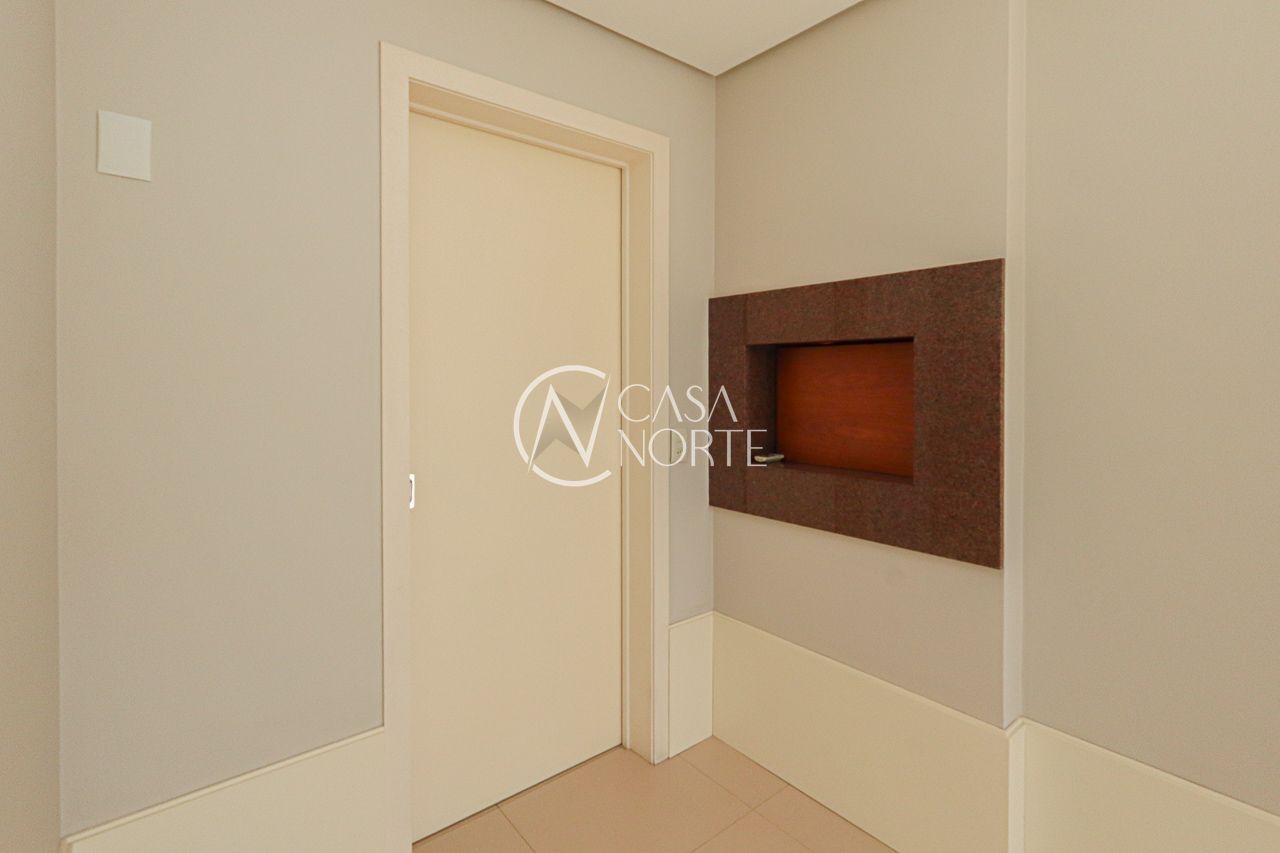 Apartamento à venda com 3 quartos, 105m², 1 suíte, 2 vagas, Avenida Alegrete no bairro Petrópolis em Porto Alegre