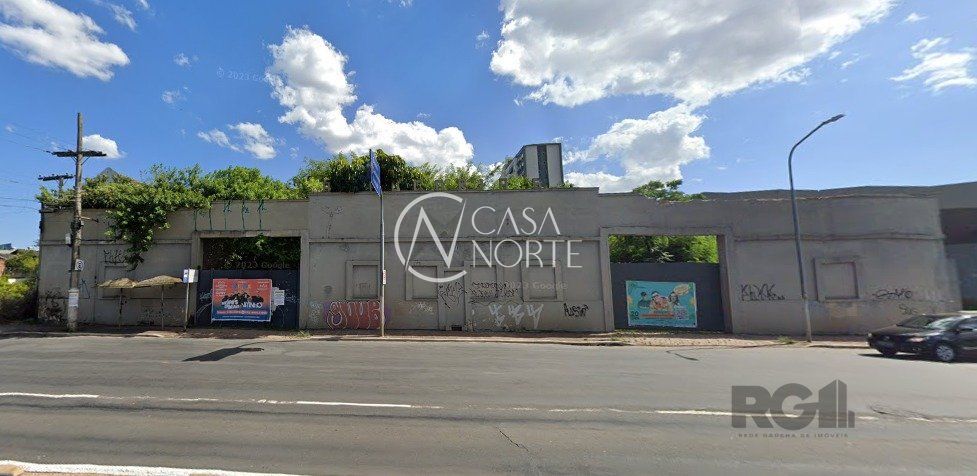 Terreno à venda  com 6436m², Avenida Sertorio no bairro Navegantes em Porto Alegre