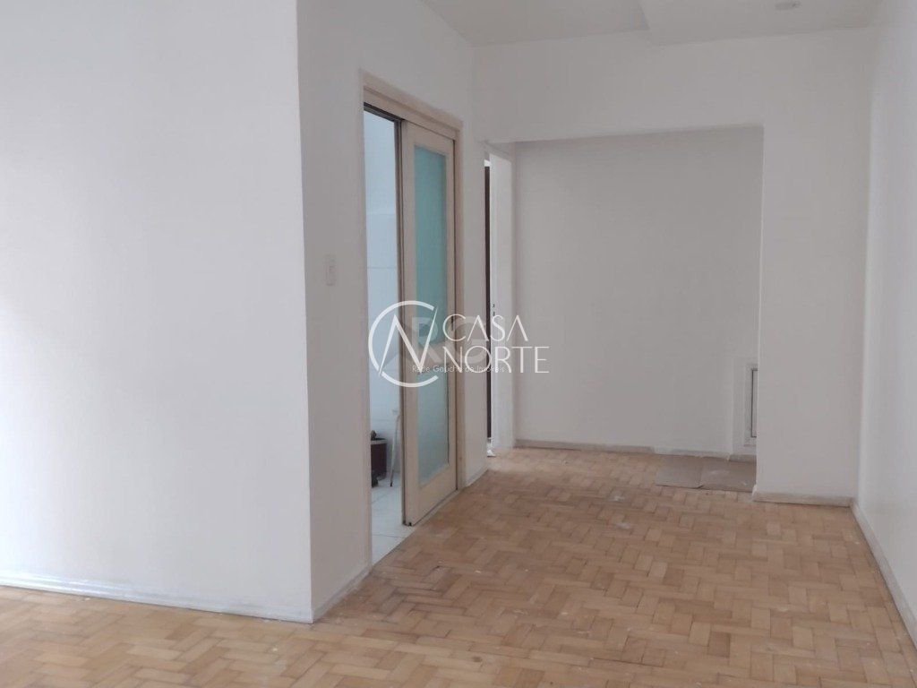 Apartamento à venda com 3 quartos, 134m², 1 suíte, Rua Santo Antônio no bairro Floresta em Porto Alegre