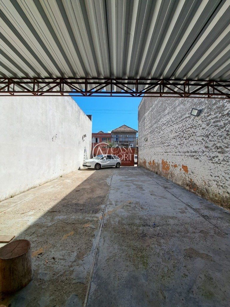 Terreno à venda  com 174m², Avenida Presidente Franklin Roosevelt no bairro São Geraldo em Porto Alegre