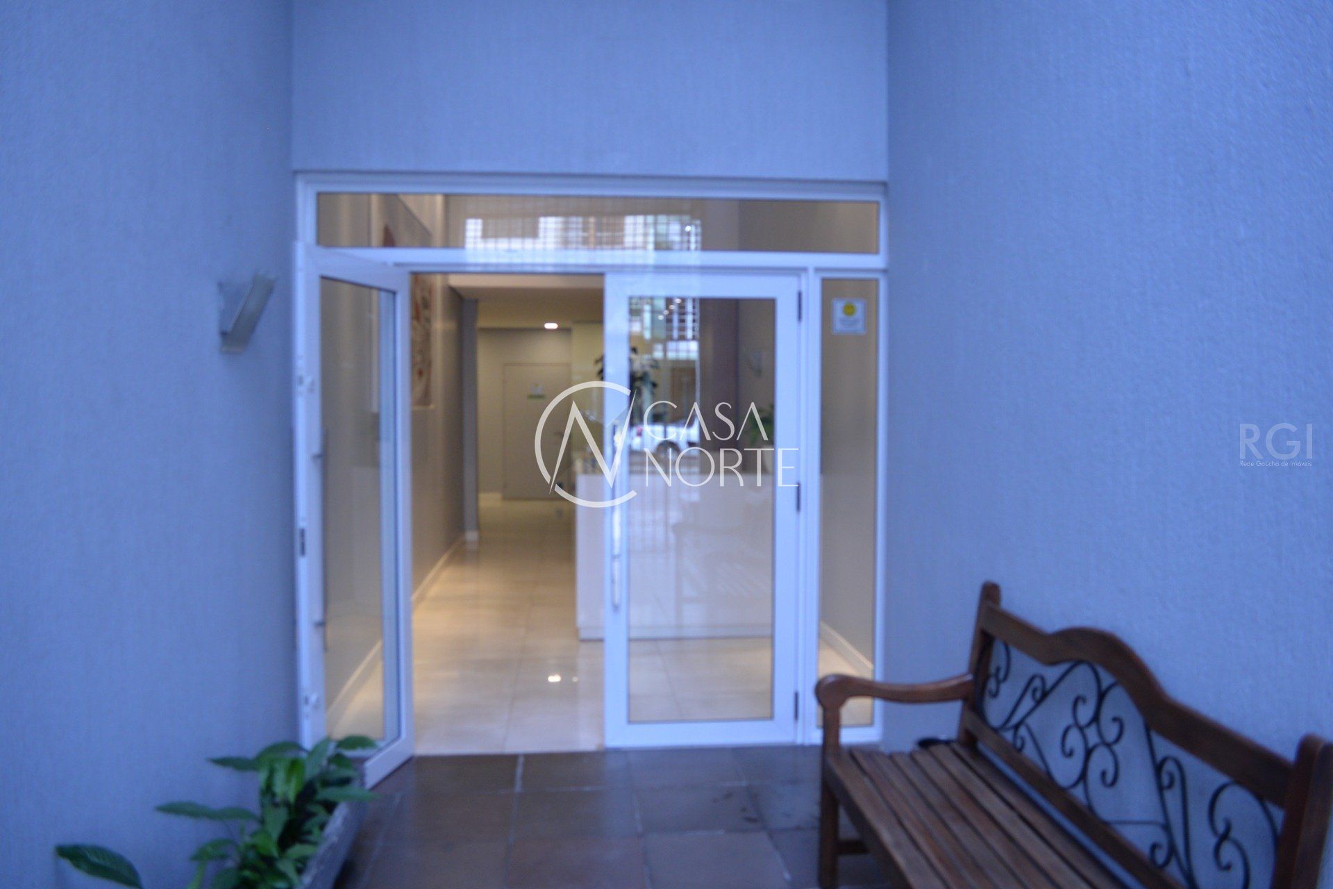 Sala Comercial à venda , 20m², Avenida Cristóvão Colombo no bairro Floresta em Porto Alegre
