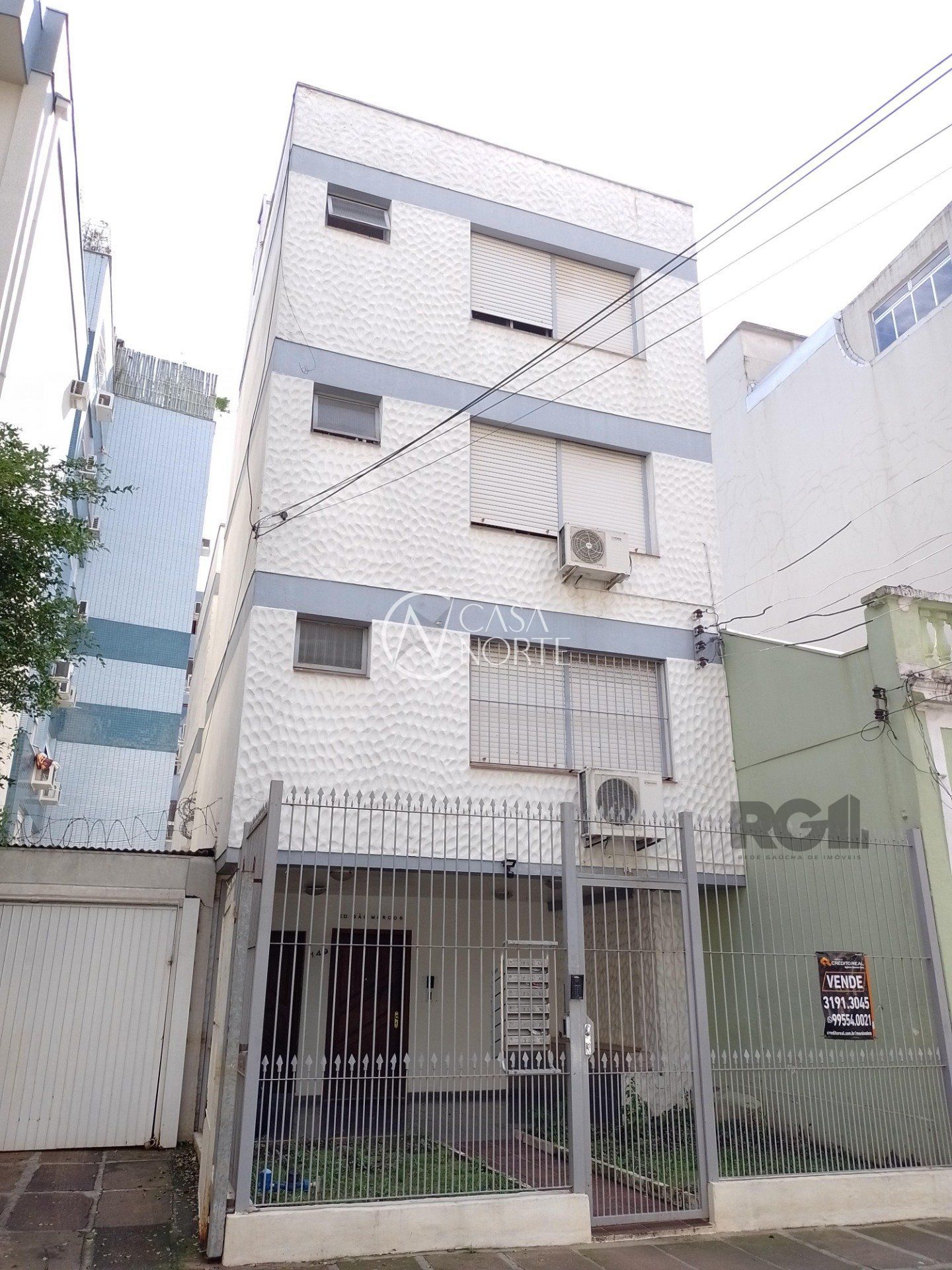 Kitnet à venda com 1 quarto, 27m², Rua Mucio Teixeira no bairro Menino Deus em Porto Alegre