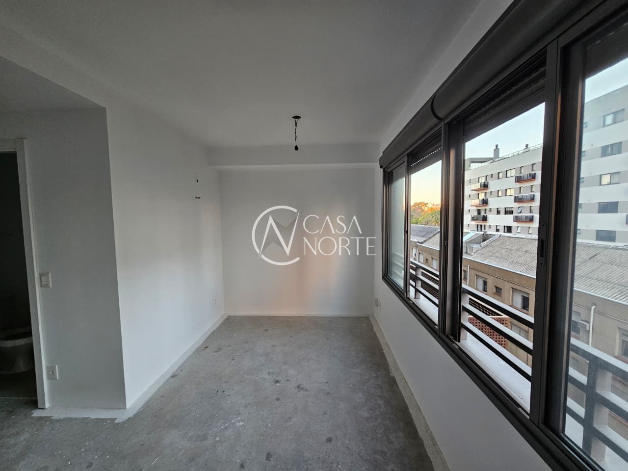 Studio à venda com 1 quarto, 24m², 1 vaga, Avenida João Pessoa no bairro Cidade Baixa em Porto Alegre