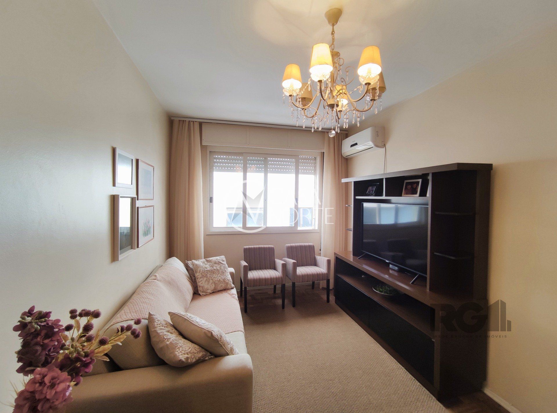 Apartamento à venda com 3 quartos, 71m², 1 vaga, Rua Anita Garibaldi no bairro Mont Serrat em Porto Alegre