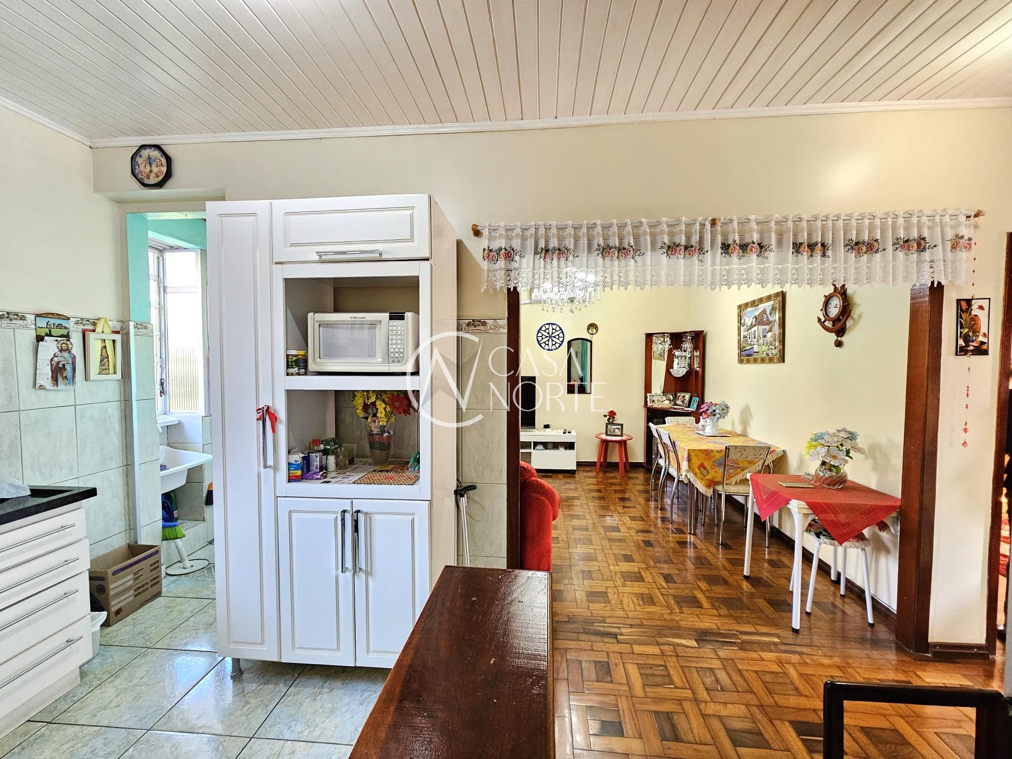 Apartamento à venda com 2 quartos, 68m², Avenida Farrapos no bairro Floresta em Porto Alegre