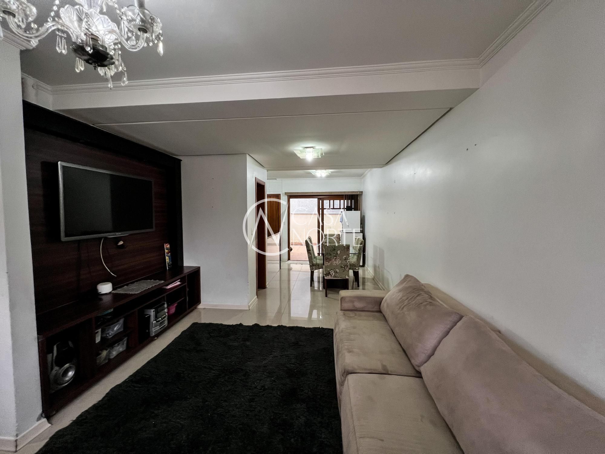 Sobrado à venda com 3 quartos, 133m², 1 suíte, 3 vagas, Avenida Senador Daniel Krieger no bairro Jardim Itu em Porto Alegre