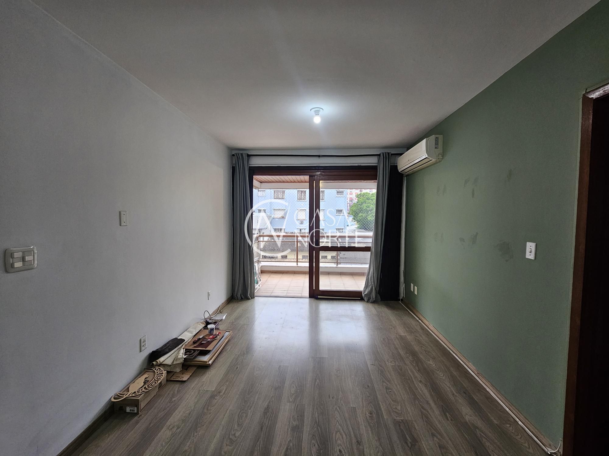Apartamento à venda com 2 quartos, 77m², 1 vaga, Rua José do Patrocínio no bairro Cidade Baixa em Porto Alegre