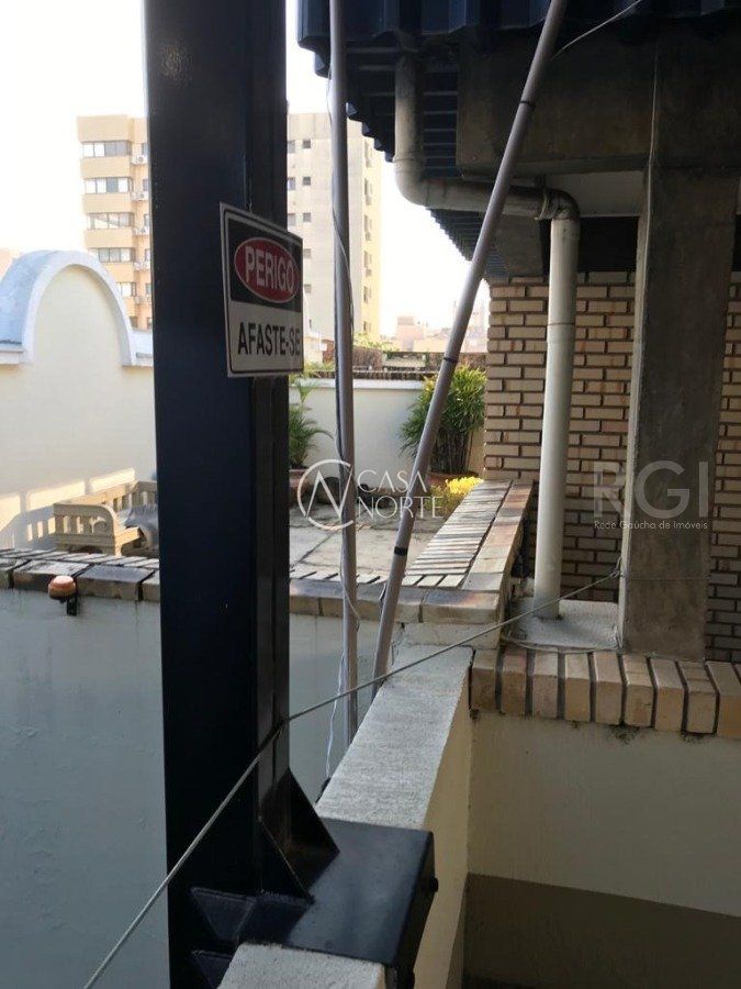 Apartamento à venda com 2 quartos, 62m², 1 vaga, Rua General Couto de Magalhaes no bairro São João em Porto Alegre