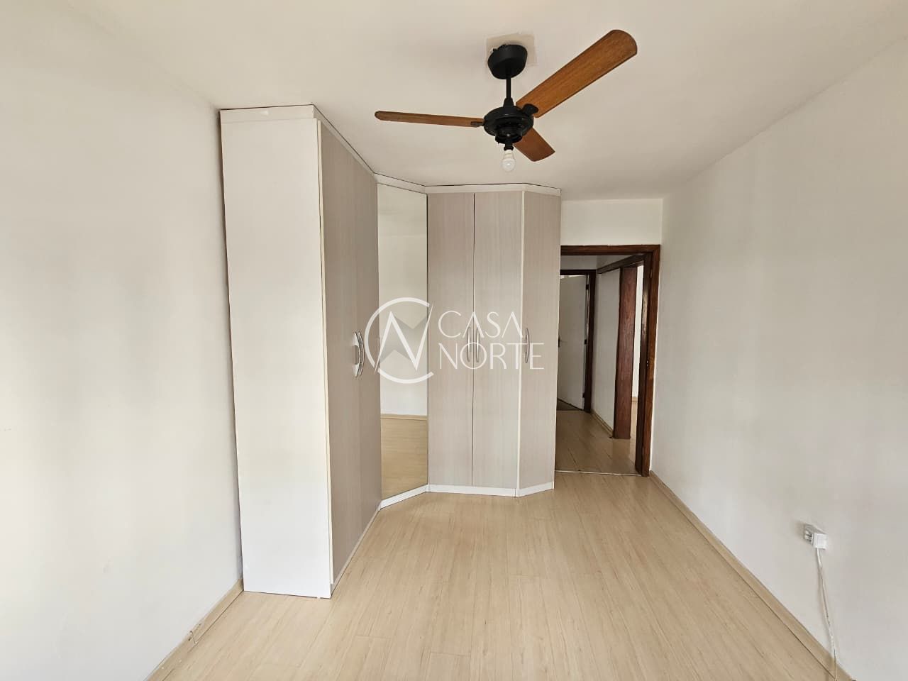 Apartamento à venda com 2 quartos, 86m², Rua Henrique Dias no bairro Bom Fim em Porto Alegre