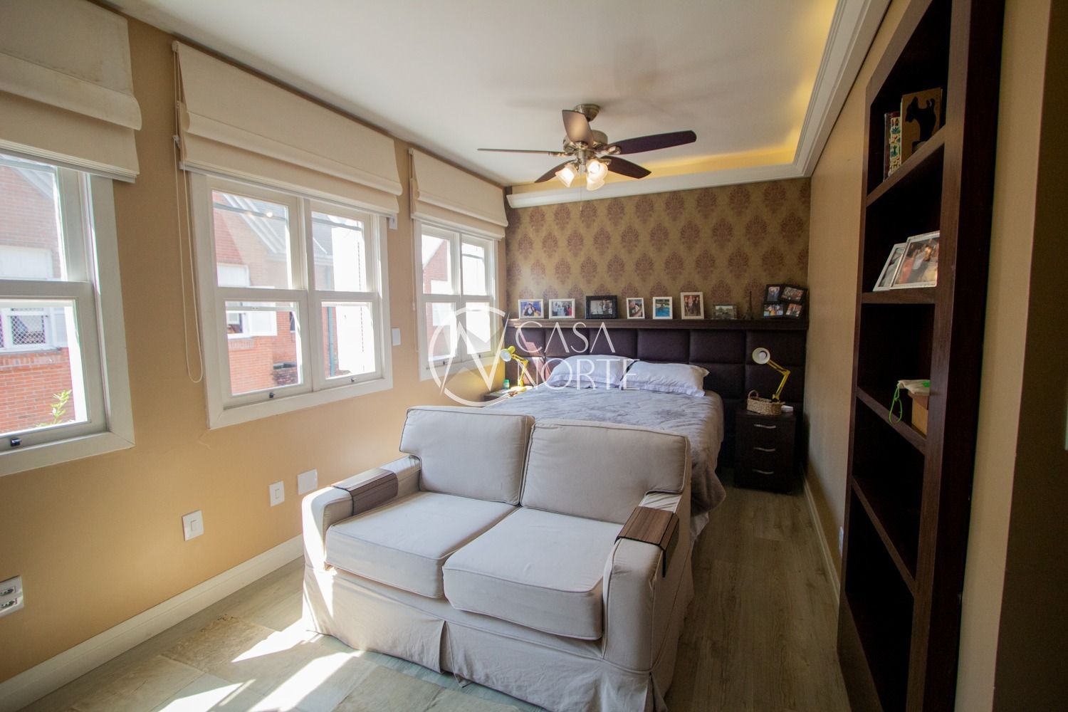 Casa de Condomínio à venda com 3 quartos, 193m², 1 suíte, 2 vagas, Rua Germano Gundlach no bairro Chácara das Pedras em Porto Alegre