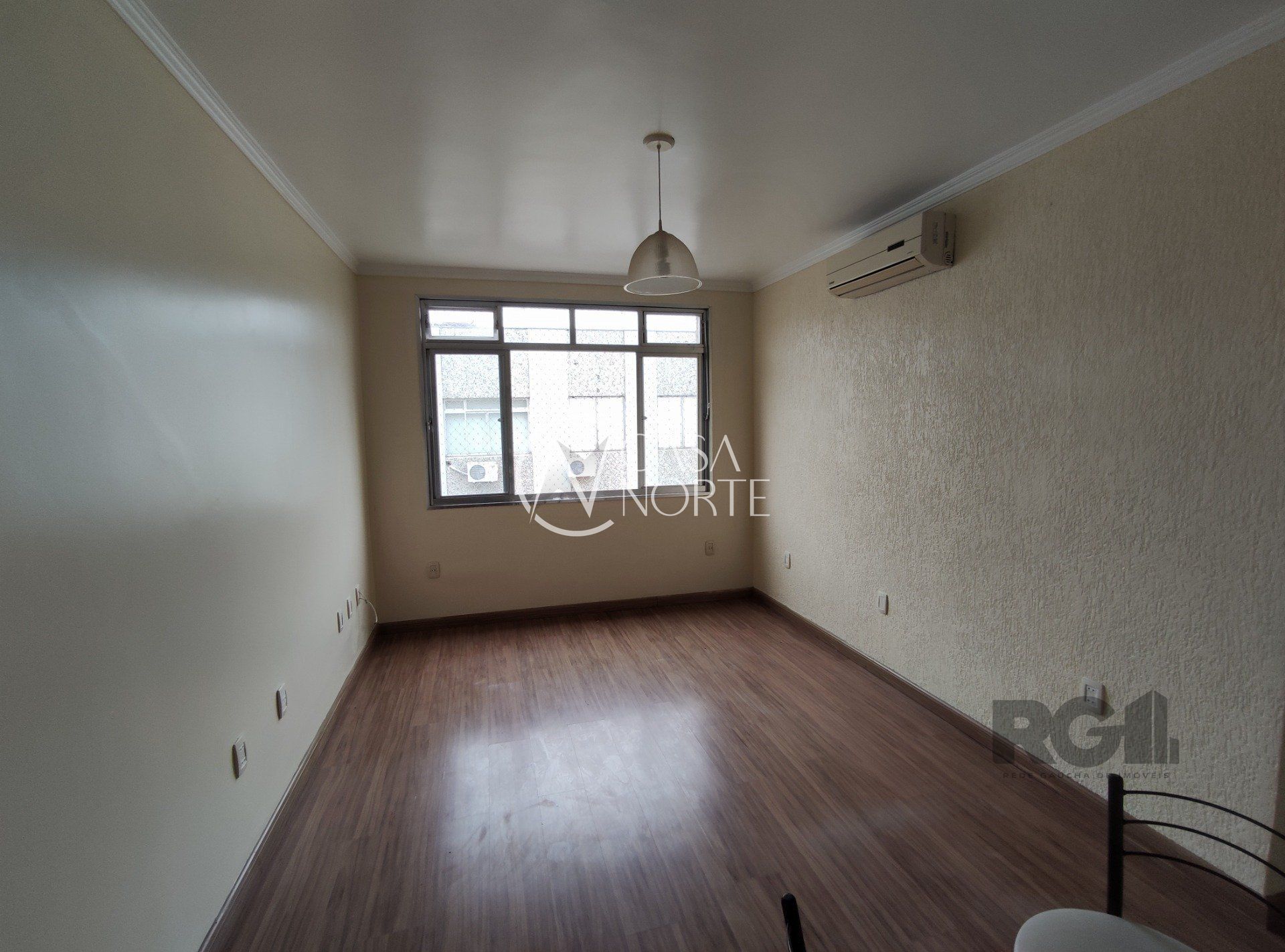 Apartamento à venda com 2 quartos, 53m², Rua Eurico Lara no bairro Medianeira em Porto Alegre