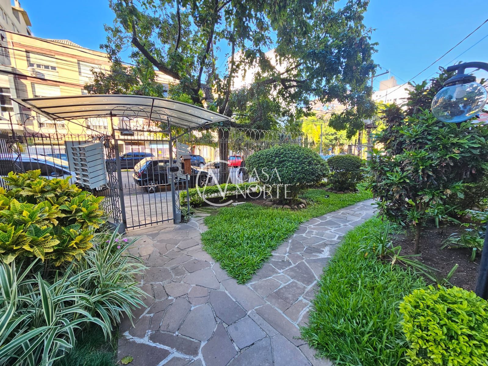 Apartamento à venda com 2 quartos, 79m², Rua Santana no bairro Santana em Porto Alegre