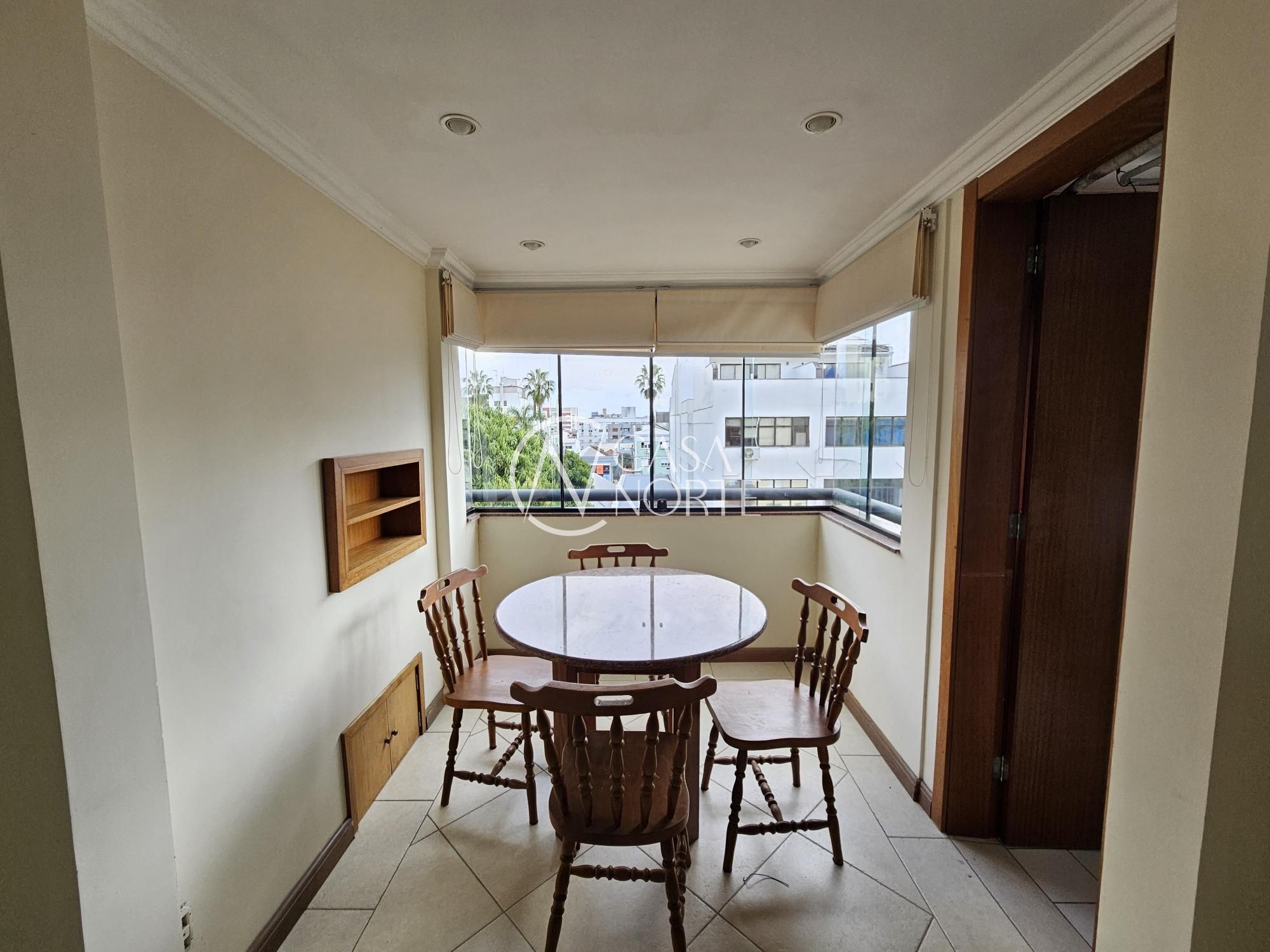 Apartamento à venda com 3 quartos, 91m², 1 suíte, 1 vaga, Rua Visconde do Herval no bairro Menino Deus em Porto Alegre