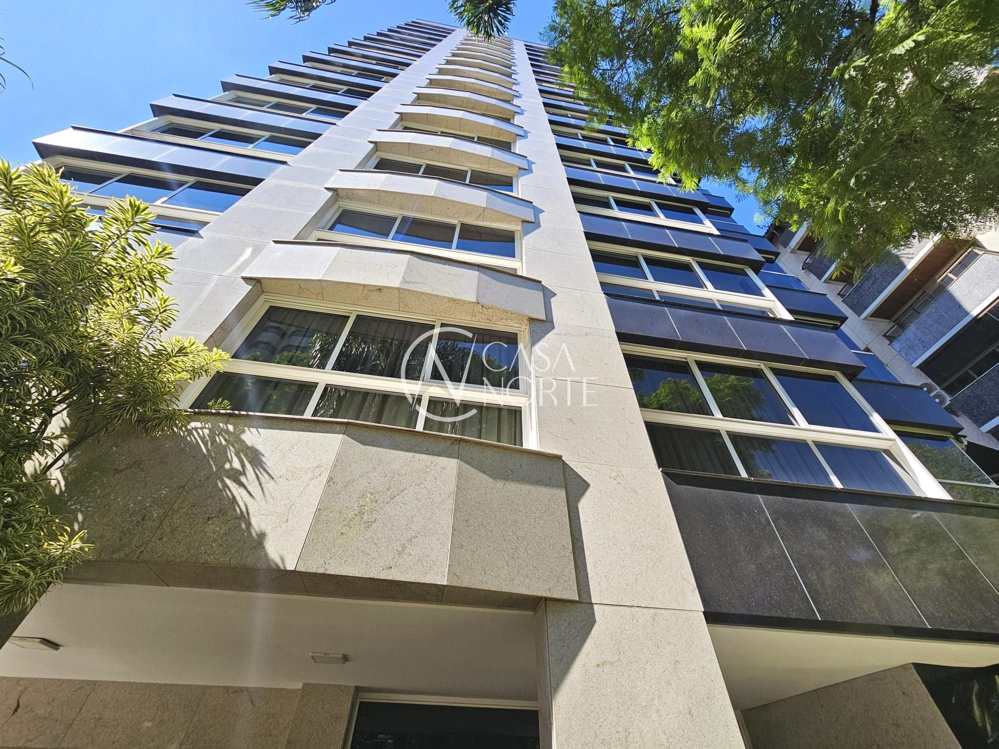 Apartamento à venda com 3 quartos, 181m², 3 suítes, 4 vagas, Rua Carlos Gardel no bairro Bela Vista em Porto Alegre