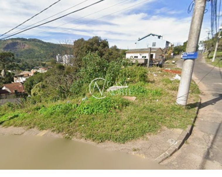 Terreno à venda  com 350m², Rua Salvador Fortis no bairro Jardim Carvalho em Porto Alegre